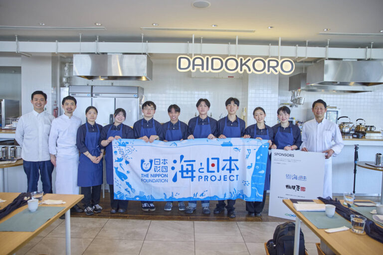 ライター船井香緒里さんによるTHE BLUE CAMP 京都レストラン「KAJI -舵-」体験記事